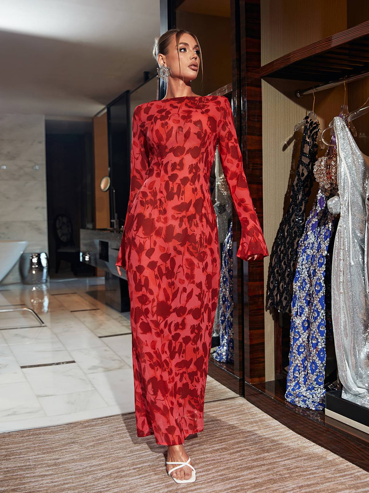 URSZULA – Rosen-Maxikleid