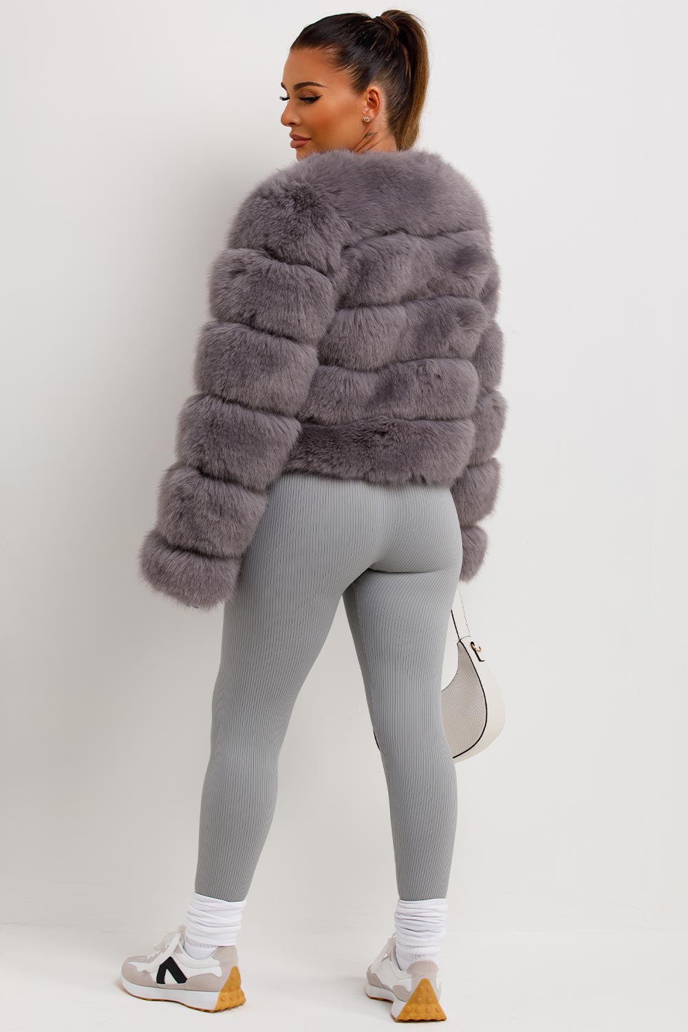 ROSIE | Glamouröse Faux-Fur Jacke